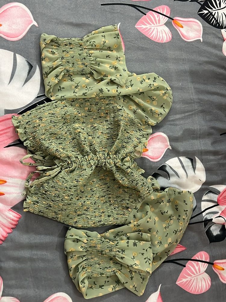 Green Puffy Full Sleeve Top