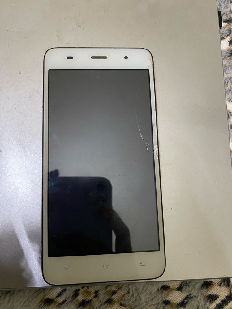 Dead Phone