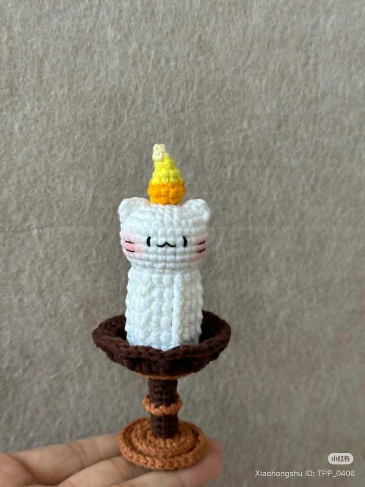 Cute Cat Candle Holder