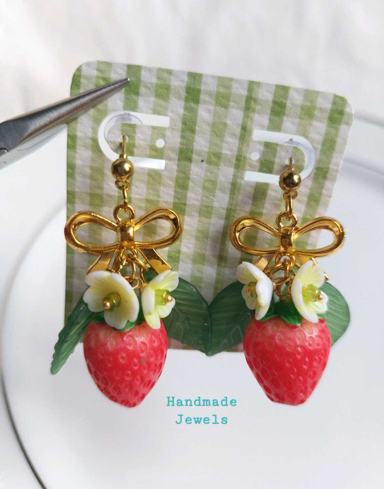 Strawberry Bloom Golden Bow Stud Earrings
