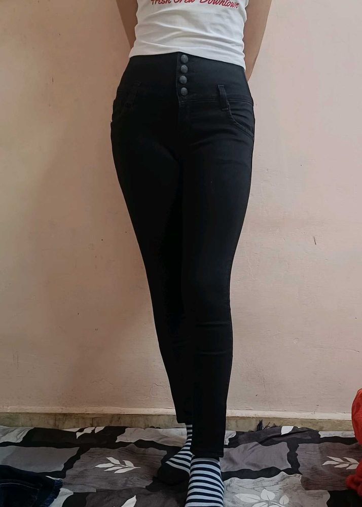 High-Waisted Black Skinny Jeans