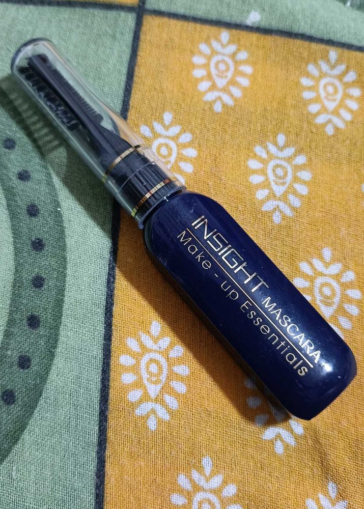 combo pack of lipstick, lip liner , lipgloss, liqu