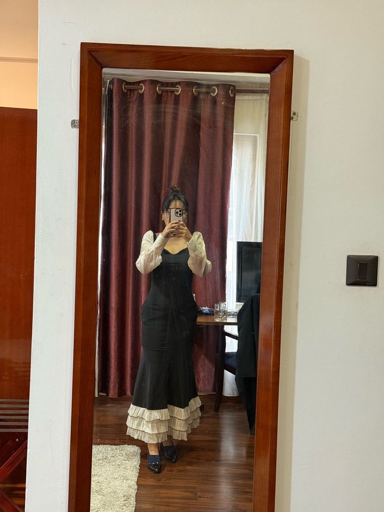 Elegant Black Maxi Dress