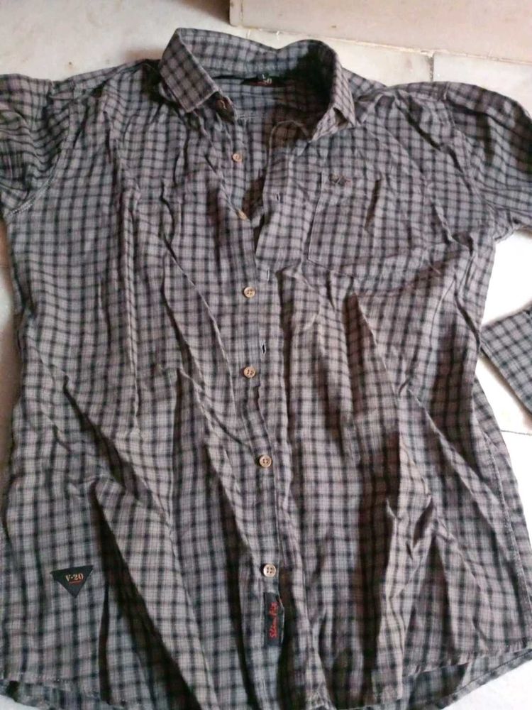 Gray Plaid Button-Down Shirt