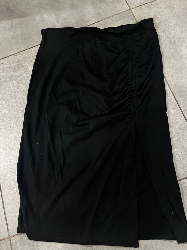 H&amp;M Black Skirt
