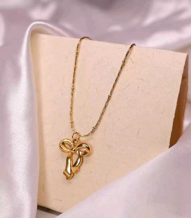 Anti Tarnish Bow Pendant Necklace