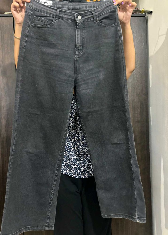 Stylish Gray Jeans
