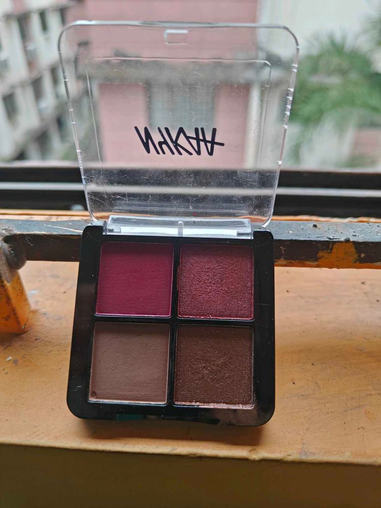 NYKAA BRIDAL SHOWER EYE PALLETTE
