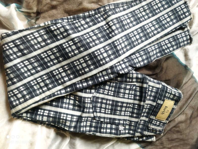 CLASSIC Checked Pants