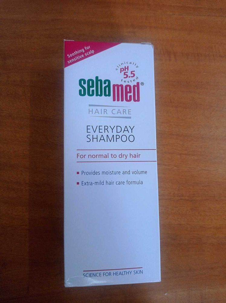 Sebamed  Shampoo🧴