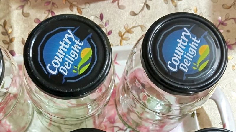 Country delight Jar
