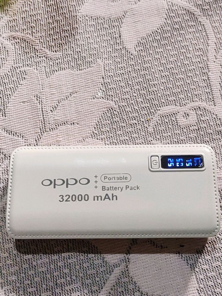 Oppo Powerbank 32000 mAh Battery Pack