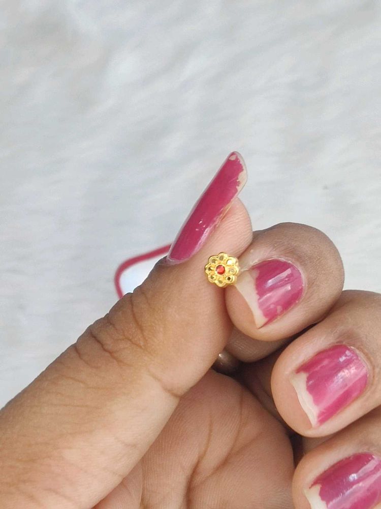 20 Ko Pure Gold Nose Pin