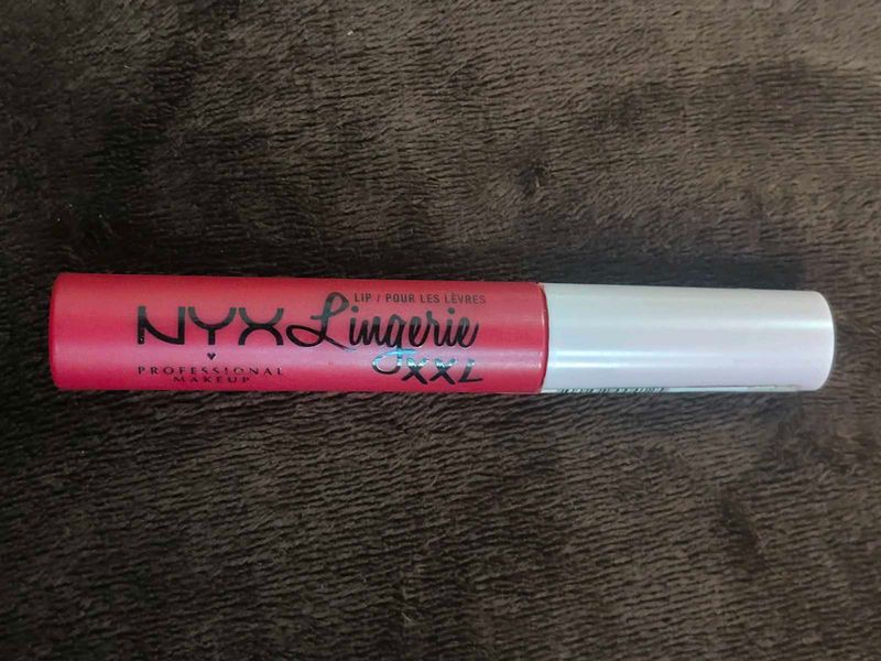NYX Lingerie XXL Liquid Lipstick