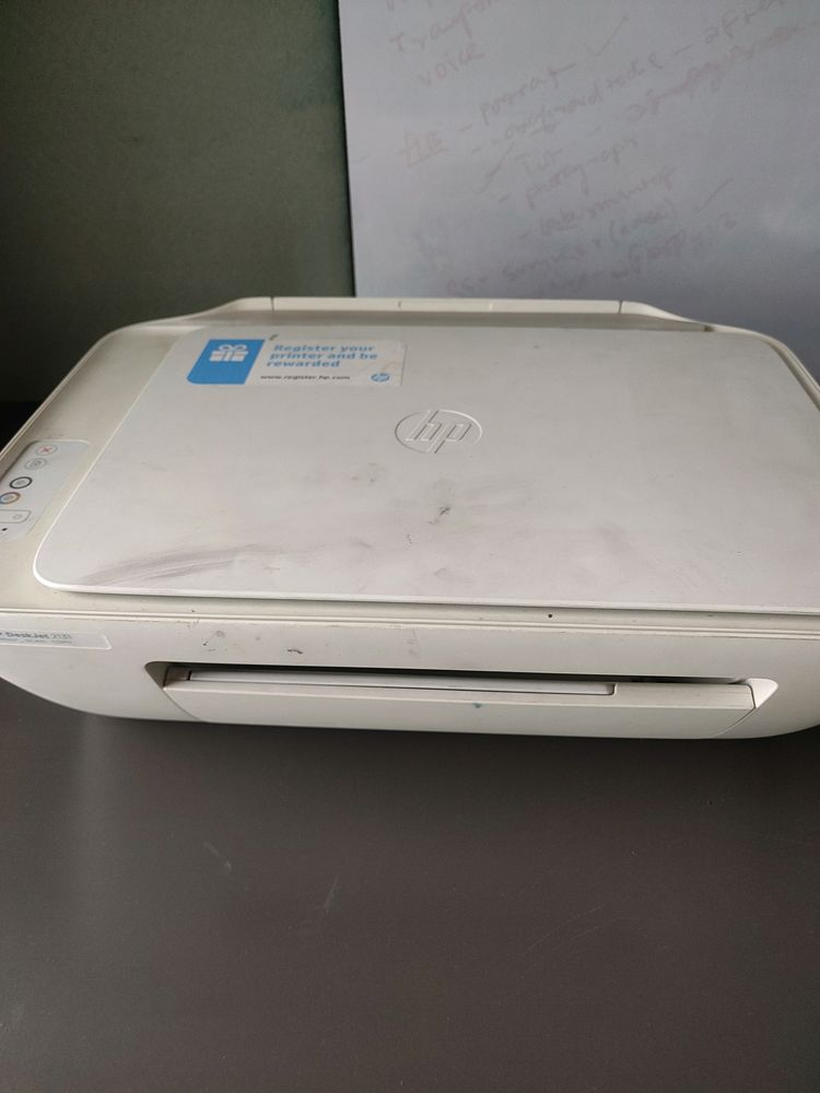 HP Deskjet 2131 Printer.Both Coloured and Black Ink