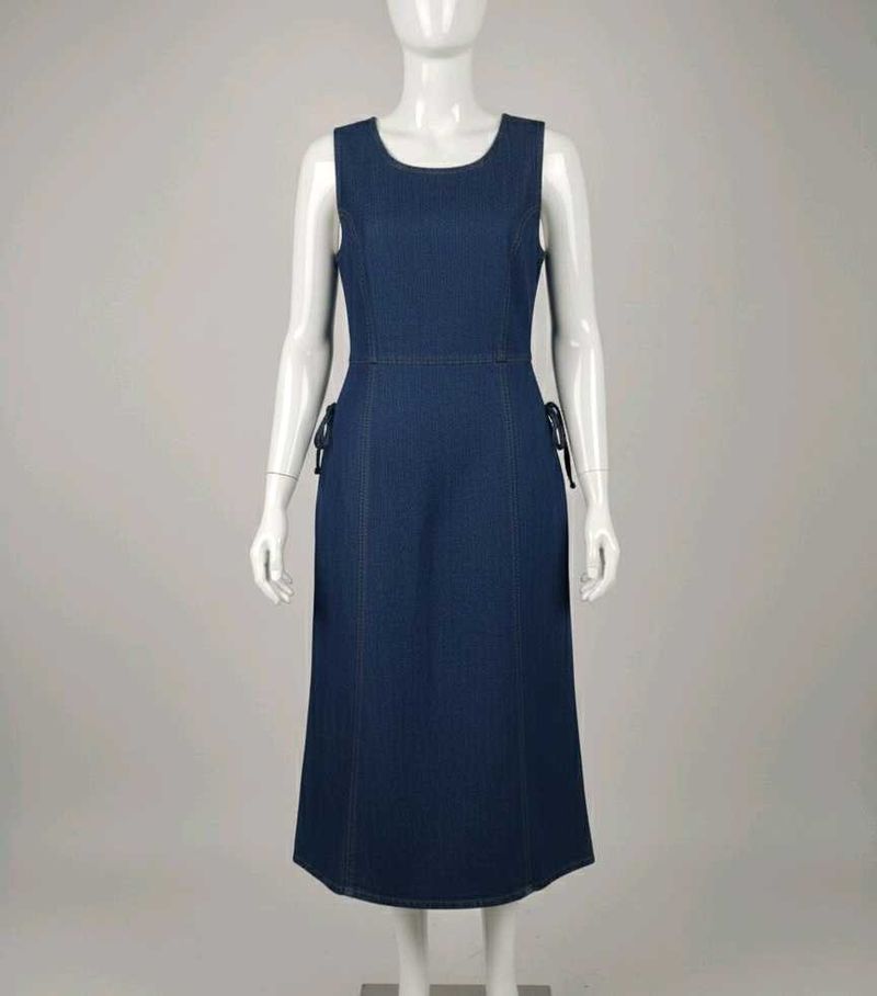 Chic Denim Midi Dress