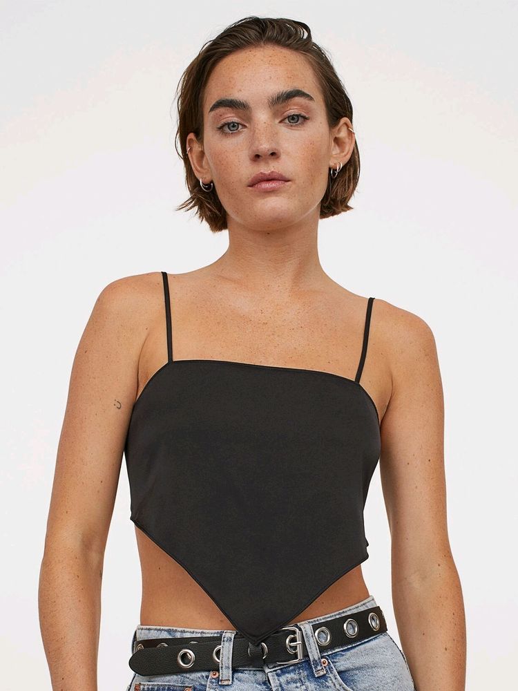 SALE💥H&amp;M Black Satin Bandaeu Top