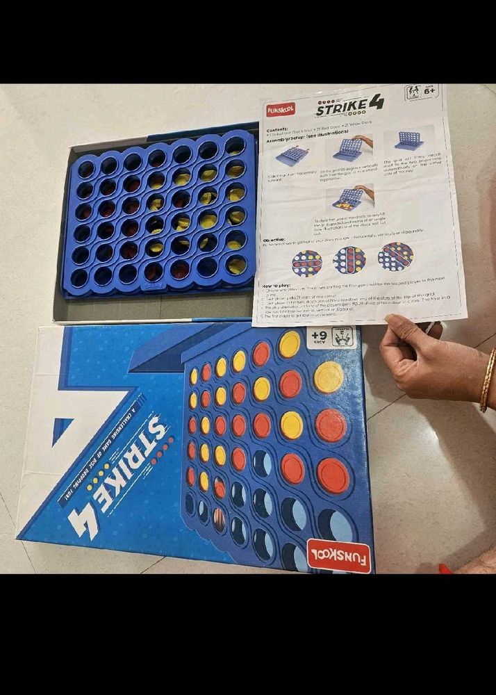 Funskool Strike 4 Game