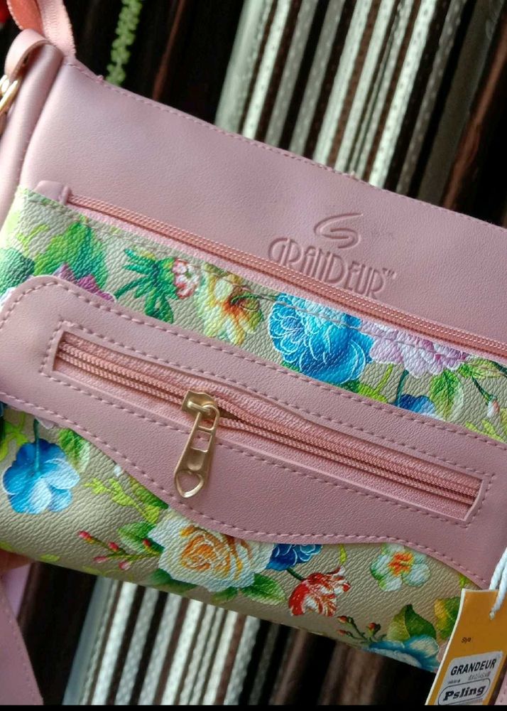 Grandeur Floral Crossbody slingBag
