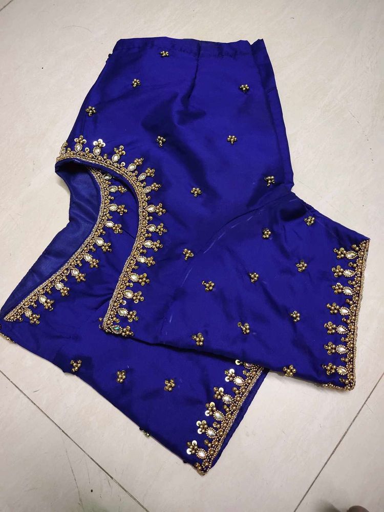💙Royal Blue Aari Maggam Blouse