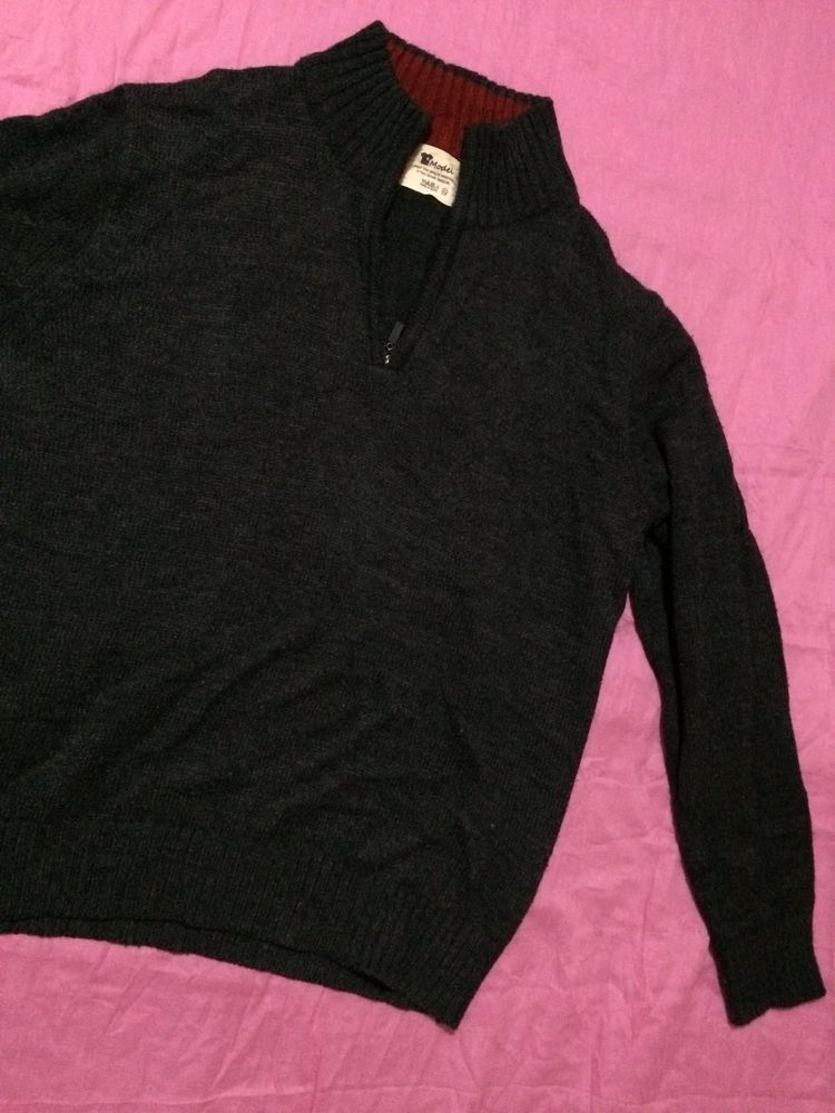 Unisex Woolen Sweater