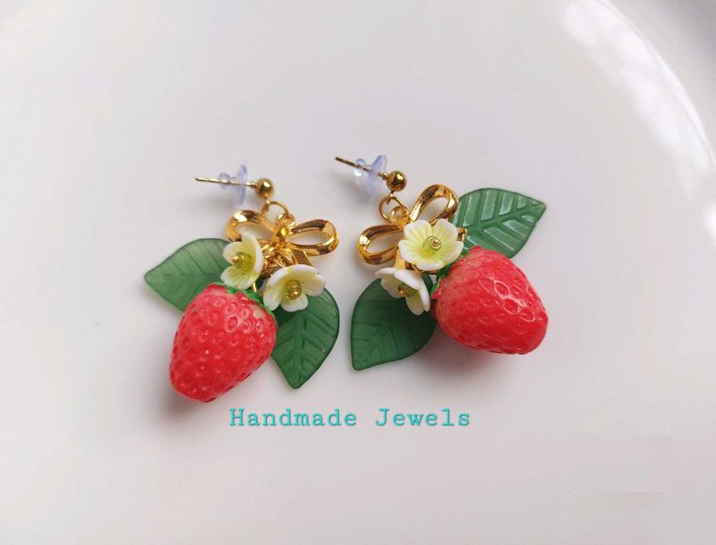 Strawberry Bloom Golden Bow Stud Earrings