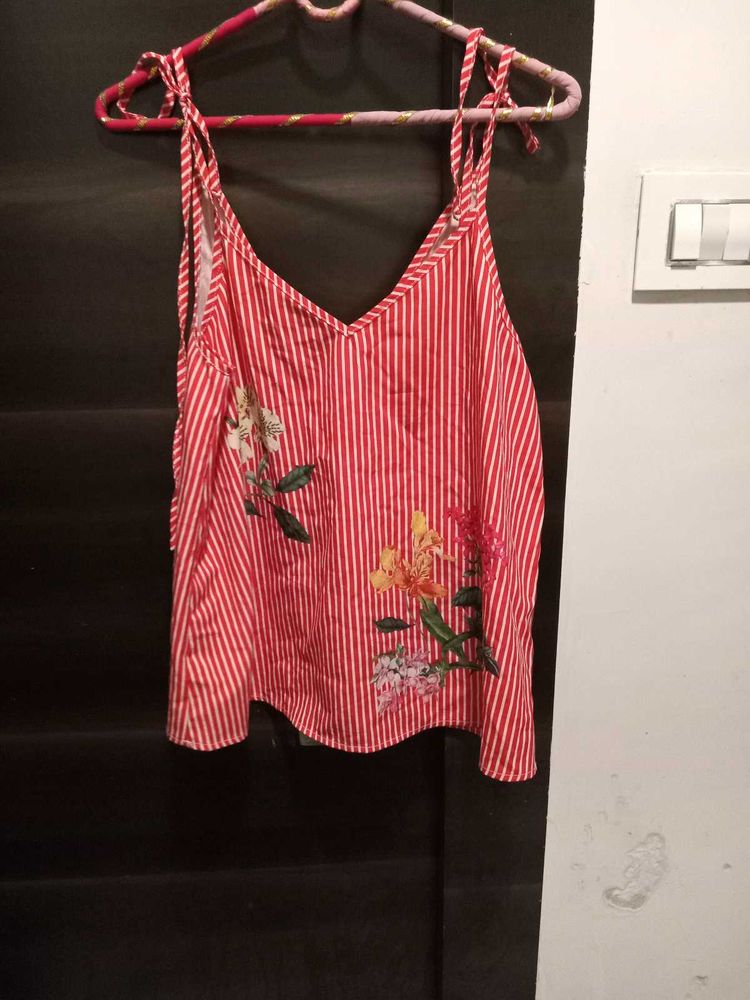 Very Smart Spagheti Strap Top