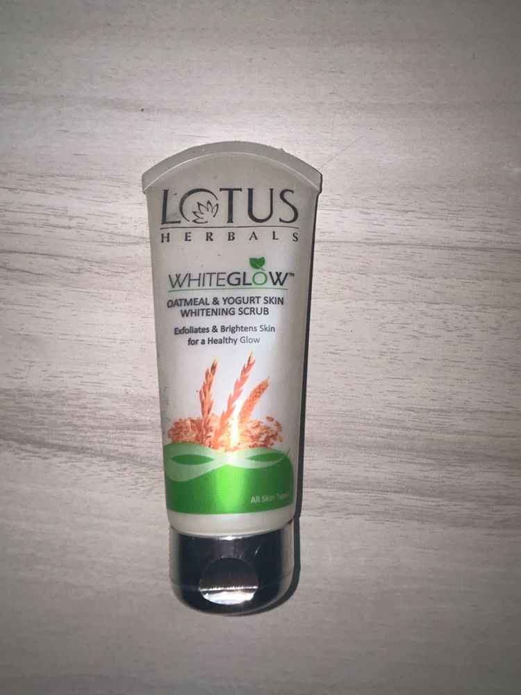 WhiteGlow Skin Brightening Oatmeal &amp; Yogurt Scrub