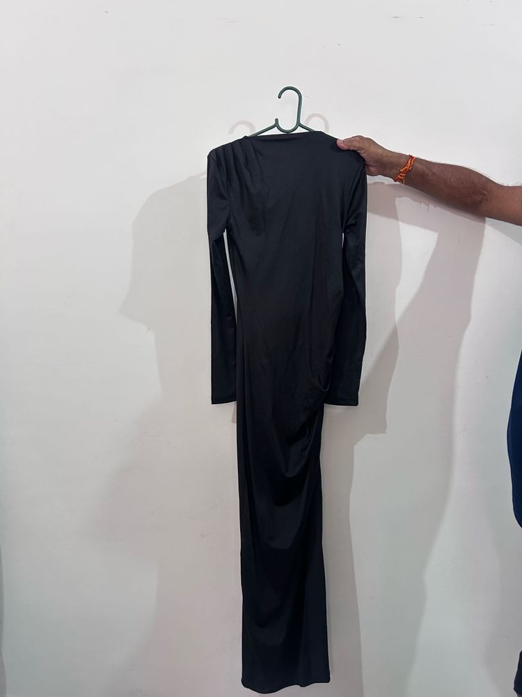 Elegant Black Long Sleeve Dress