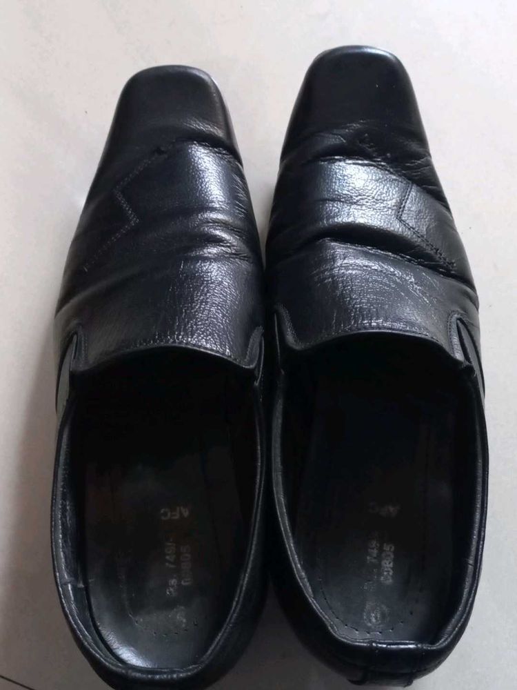 Leather Shoe Black Color