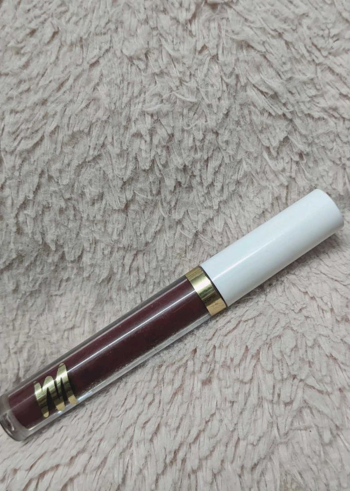 Myglamm Burgundy Matte Lipstick