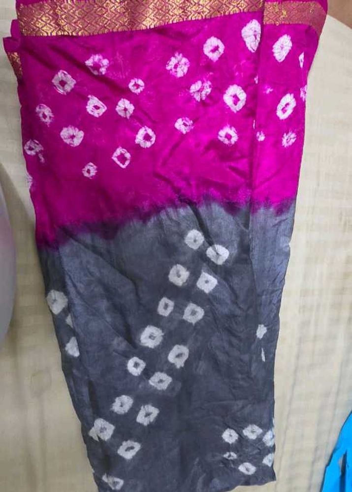 Pink &amp; Grey Tie-Dye Saree