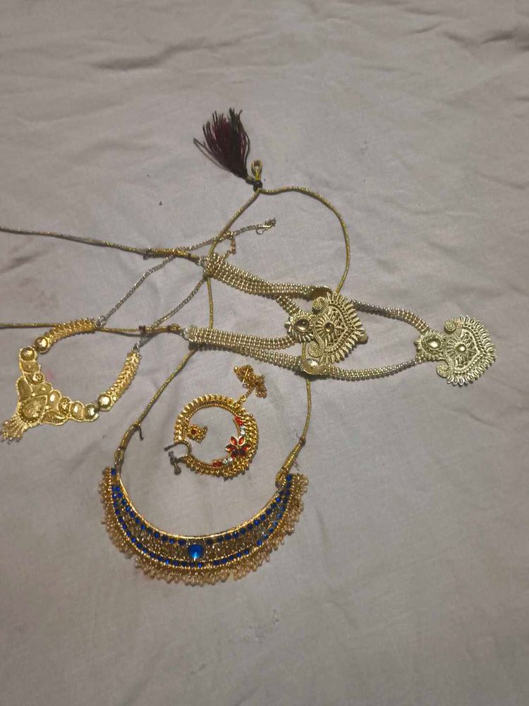 Jewellery Set - Elegant &amp; Traditional 3👃 stud 1