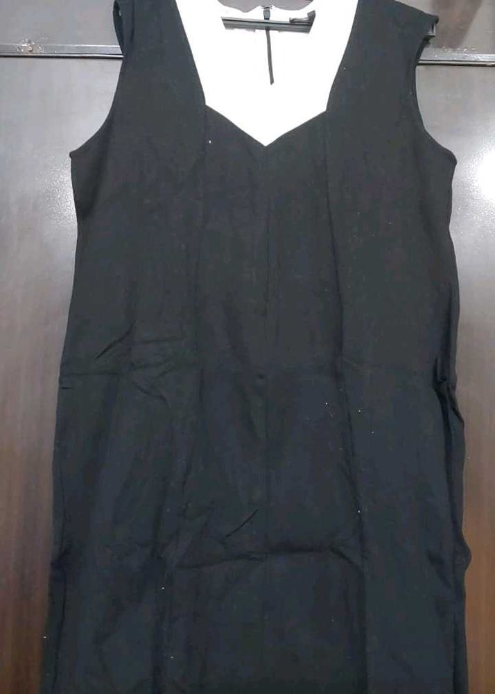 Black Sleeveless Dress w/ White Collar