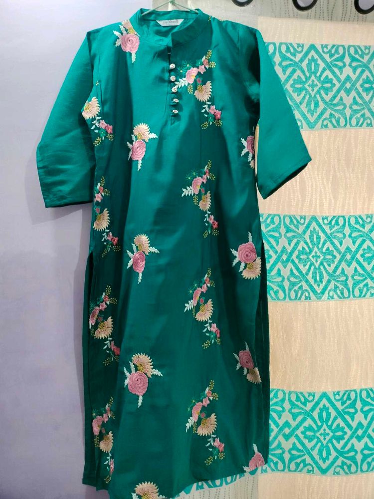 “Elegant Kurta Set – Perfect for Everyday G