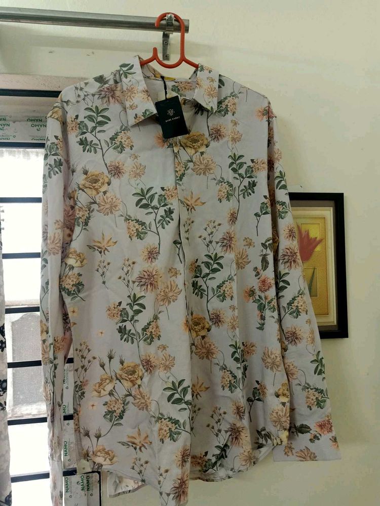 NEW RARE RABBIT Floral Print Shirt