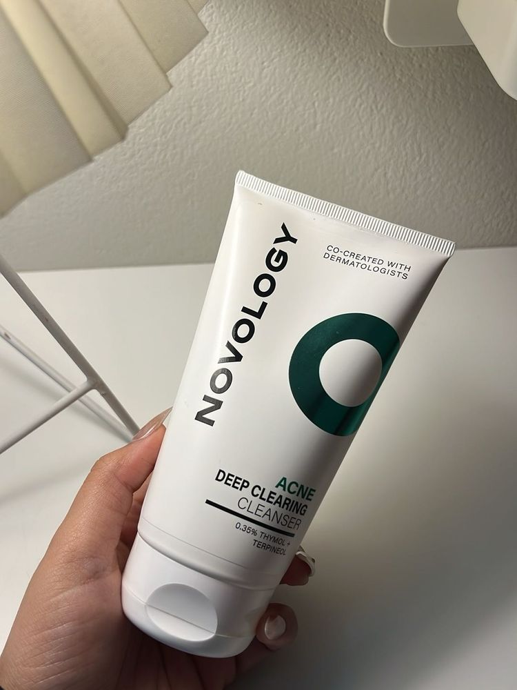 NOVOLOGY Acne Deep Clearing Cleanser