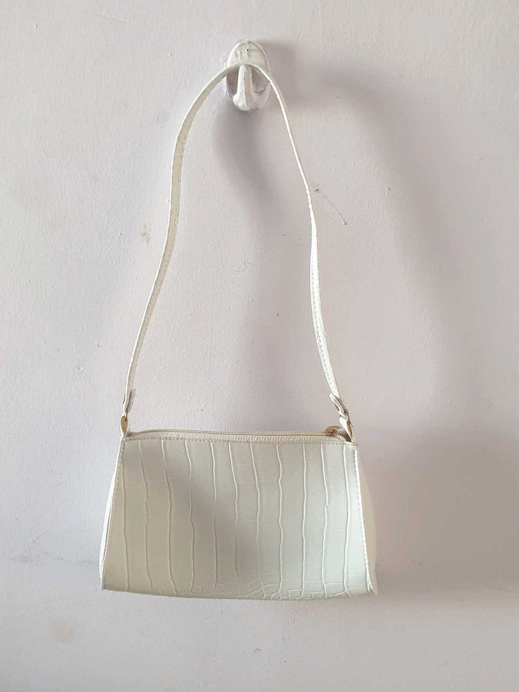 Chic White Shoulder Bag