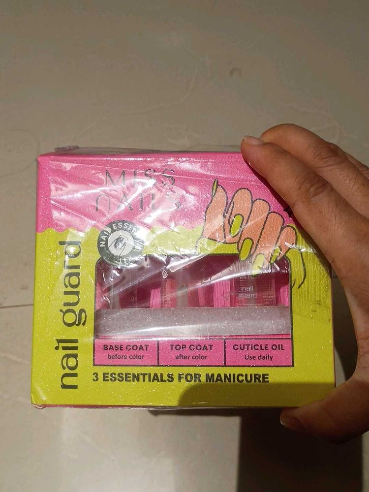 Nail Guard Manicure Set