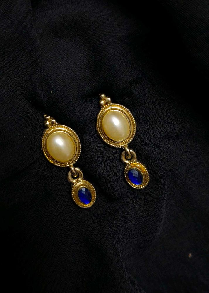 Pearl Blue Earrings