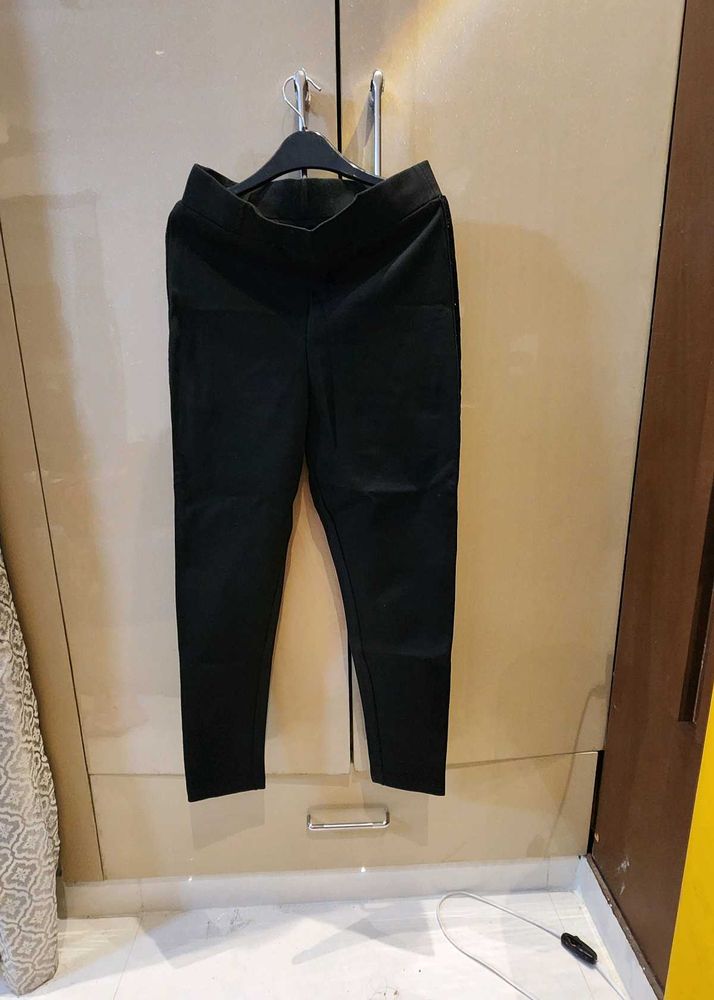 Sparkle black Leggings by Latin Quarters