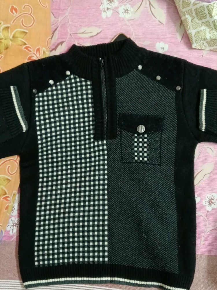 A 10 years old boy Jacket (Sweater)