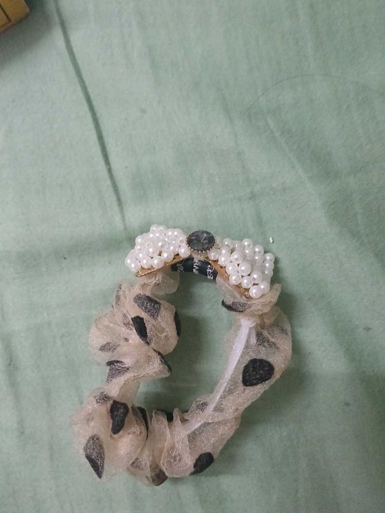 Cute Polka Dot Scrunchie