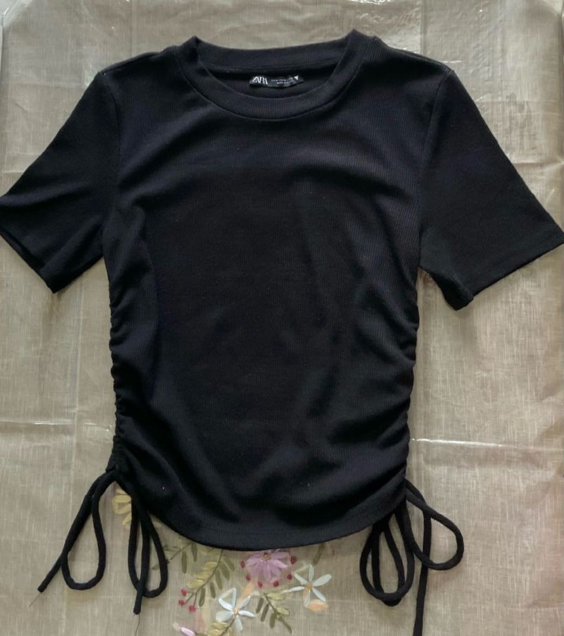 H&amp;m Black Fitted Top