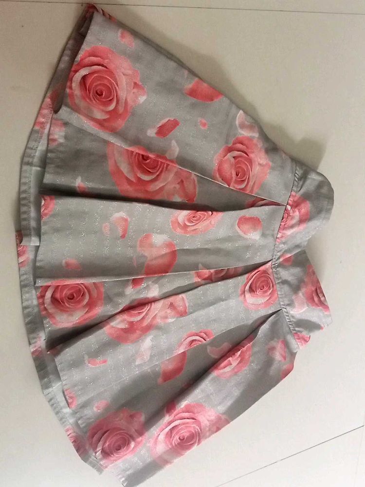 Rose Print Grey Skirt