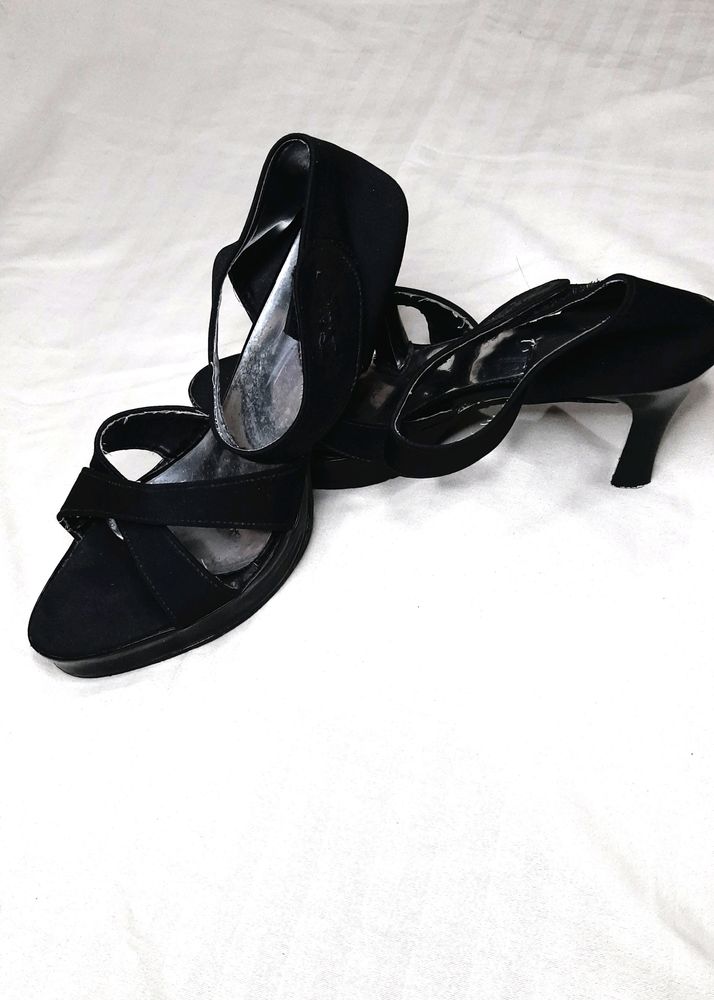Black Pencil Beautiful Heels For Women