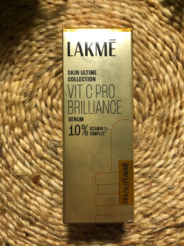 Lakme Pro Brilliance Vit C Serum