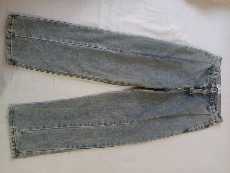 Vintage Wash High-Waisted Jeans