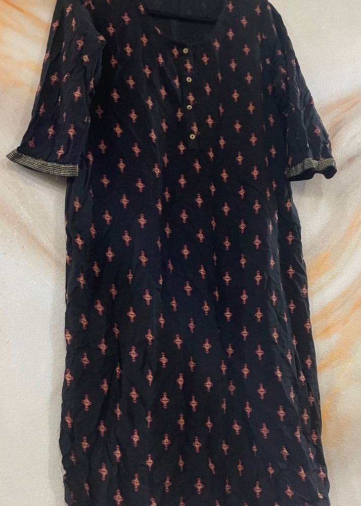 Siyahi Kurta Large(L) Size With 3/4th Sleeve