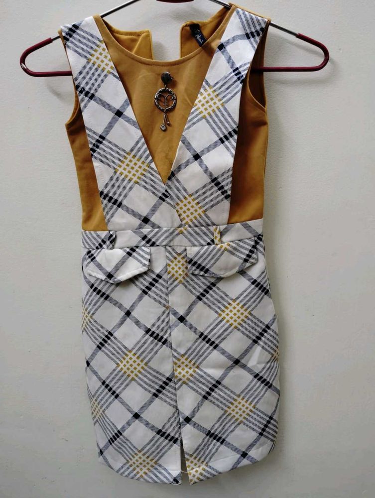 4-6 Year Girls Plaid Jumper Dress